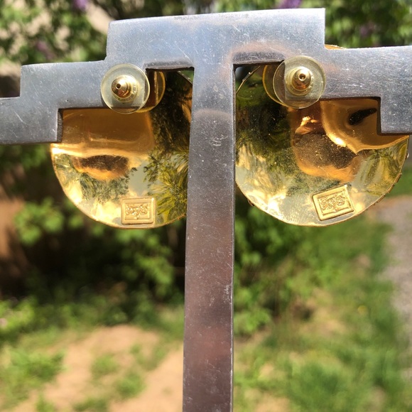 🆕 Lunch at the Ritz Lilly pierced earrings - Picture 6 of 8